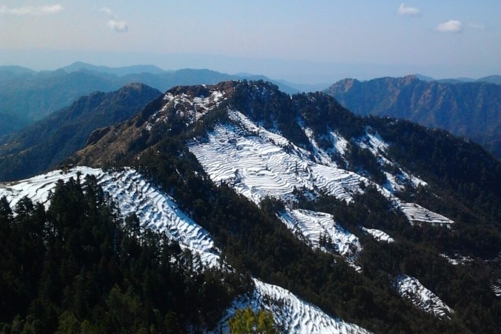 Winter view of Mussoorie: Snow-covered hills