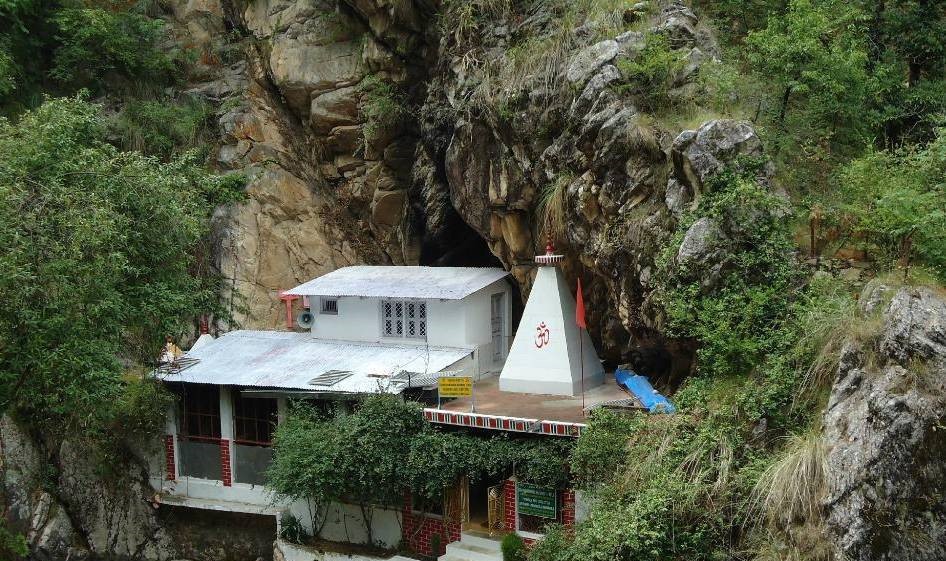 rudradhari cave and temple