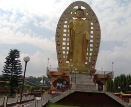 देहरादून - गुफाओं से झरनों तक का सफ़र